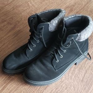 Women's Ankle Boots, Size 9